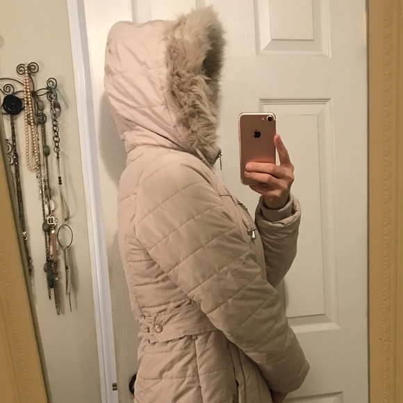 Coat - Picture 1 of 3